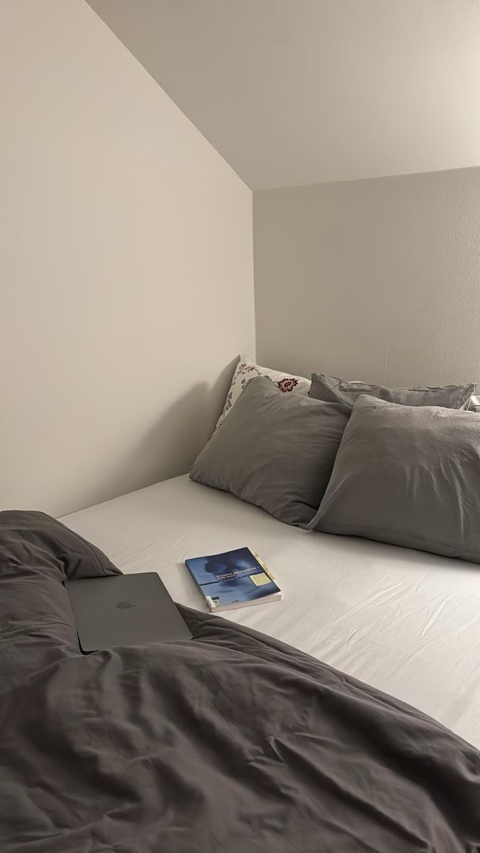 Ikea Letti: IKEA LEIRVIK Bett  – Usato da Basel venduto da Aline.wy 1