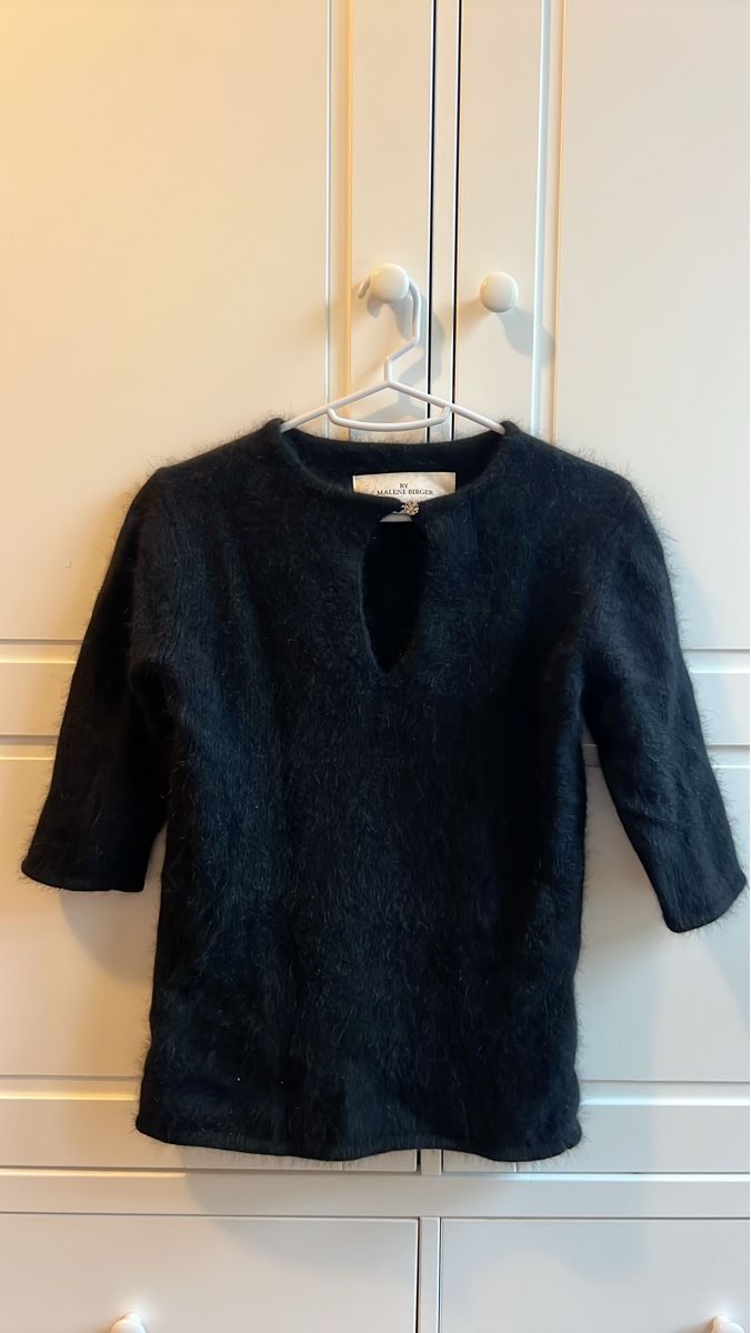 Maglioni & Felpe: Black Marlene Birger Wool Jumper, Size Small – Nuovo (secondo la descrizione) da Adliswil venduto da youngbee