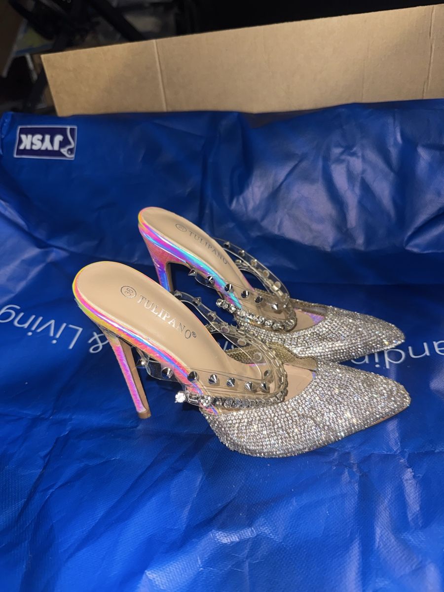 Damenschuhe: Damenschuhe Pumps Strass Silber neu Grösse 36 – Neu (gemäss Beschreibung) aus Oberglatt ZH von rno_zs8d 1