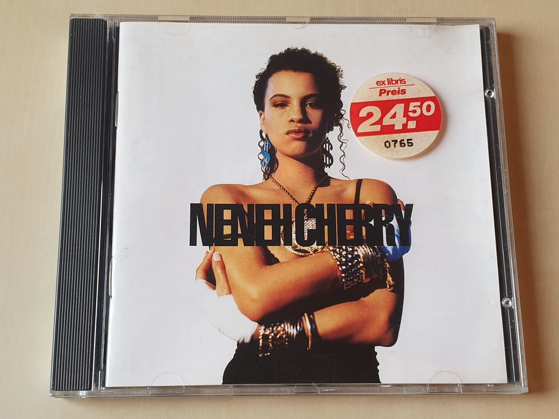 CDs: Neneh Cherry Raw like Sushi – Gebraucht aus Stansstad von collectorsshop