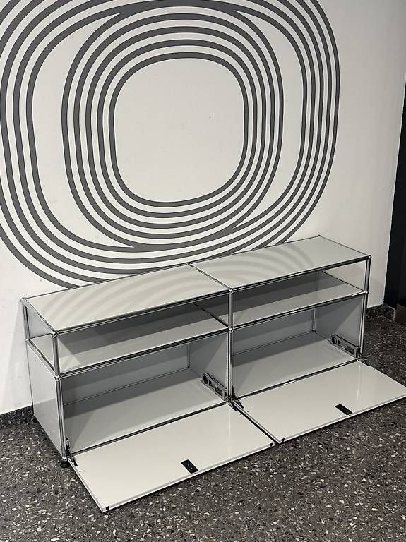 TV Möbel: USM Haller Lowboard Lichtgrau – Gebraucht aus Glattbrugg von q-aderdesign 1