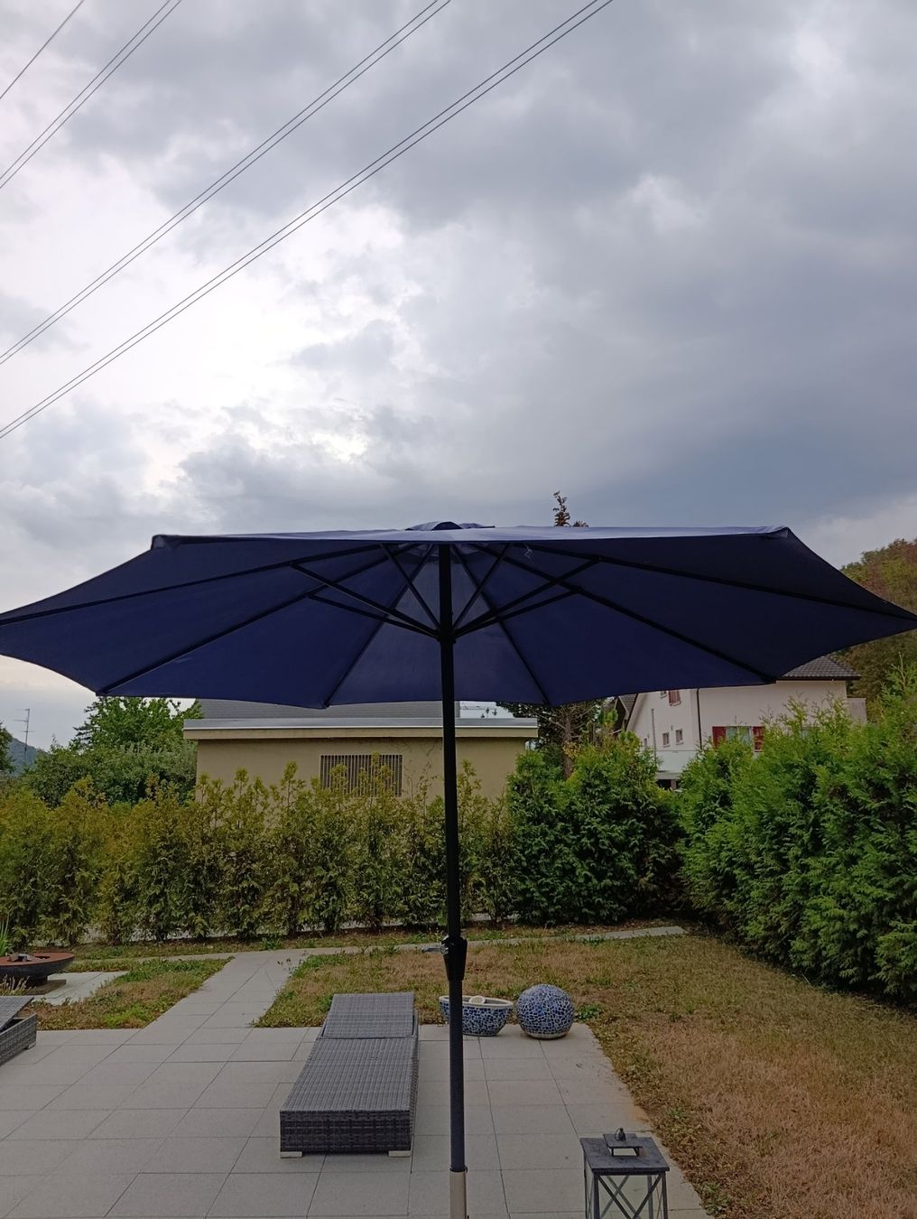 Sonnenschirme: Sonnenschirm 300cm Durchmesser – Gebraucht aus Eiken von Jblat