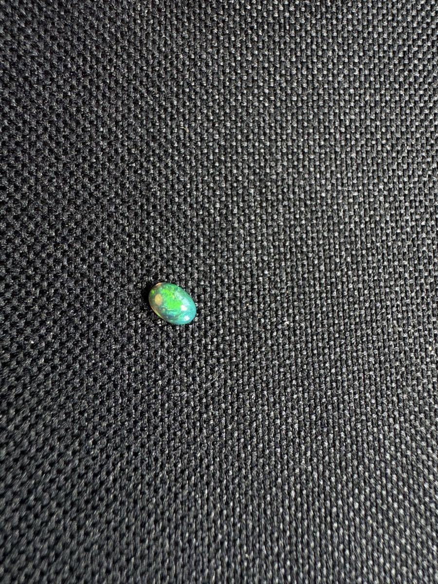 Pietre preziose: Black Opal 0.35 ct – Nuovo e nell'imballaggio originale da Wängi venduto da Horus90