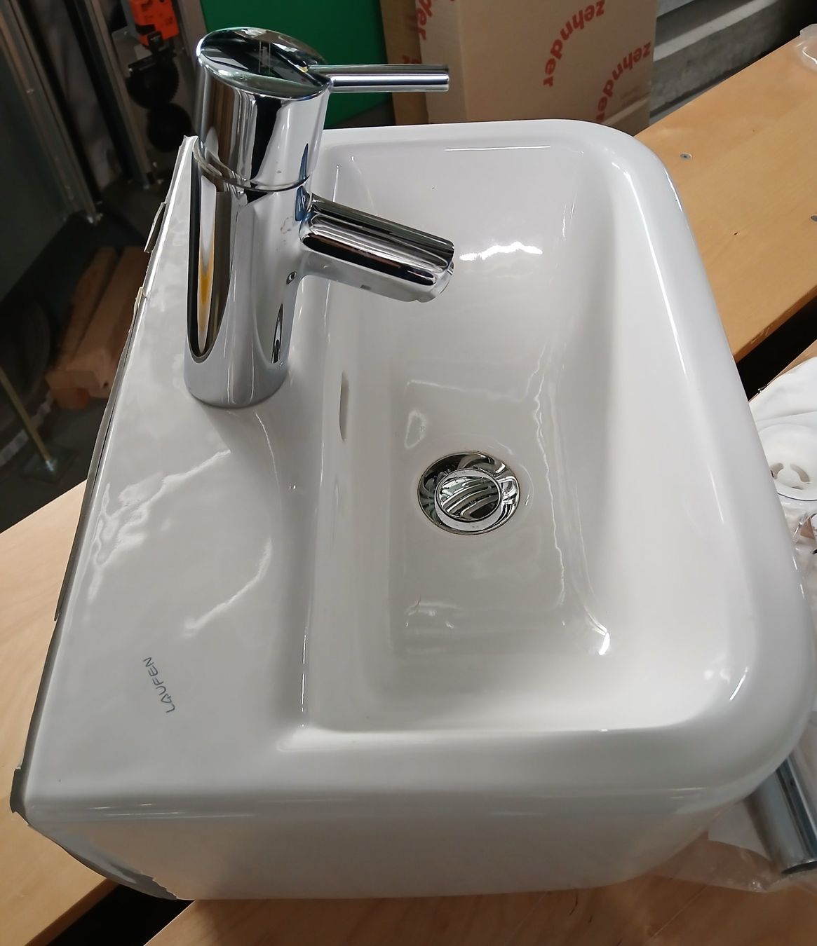 Laufen Eviers & lavabos: Waschbecken Laufen – D'occasion à Zürich par carolus4 1
