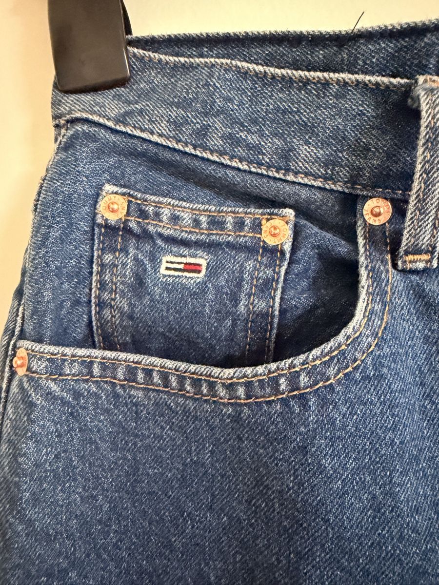 Jeans: Tommy mom Jeans, Grösse 25/30 – Nuovo (secondo la descrizione) da Effretikon venduto da van_7lf9 7