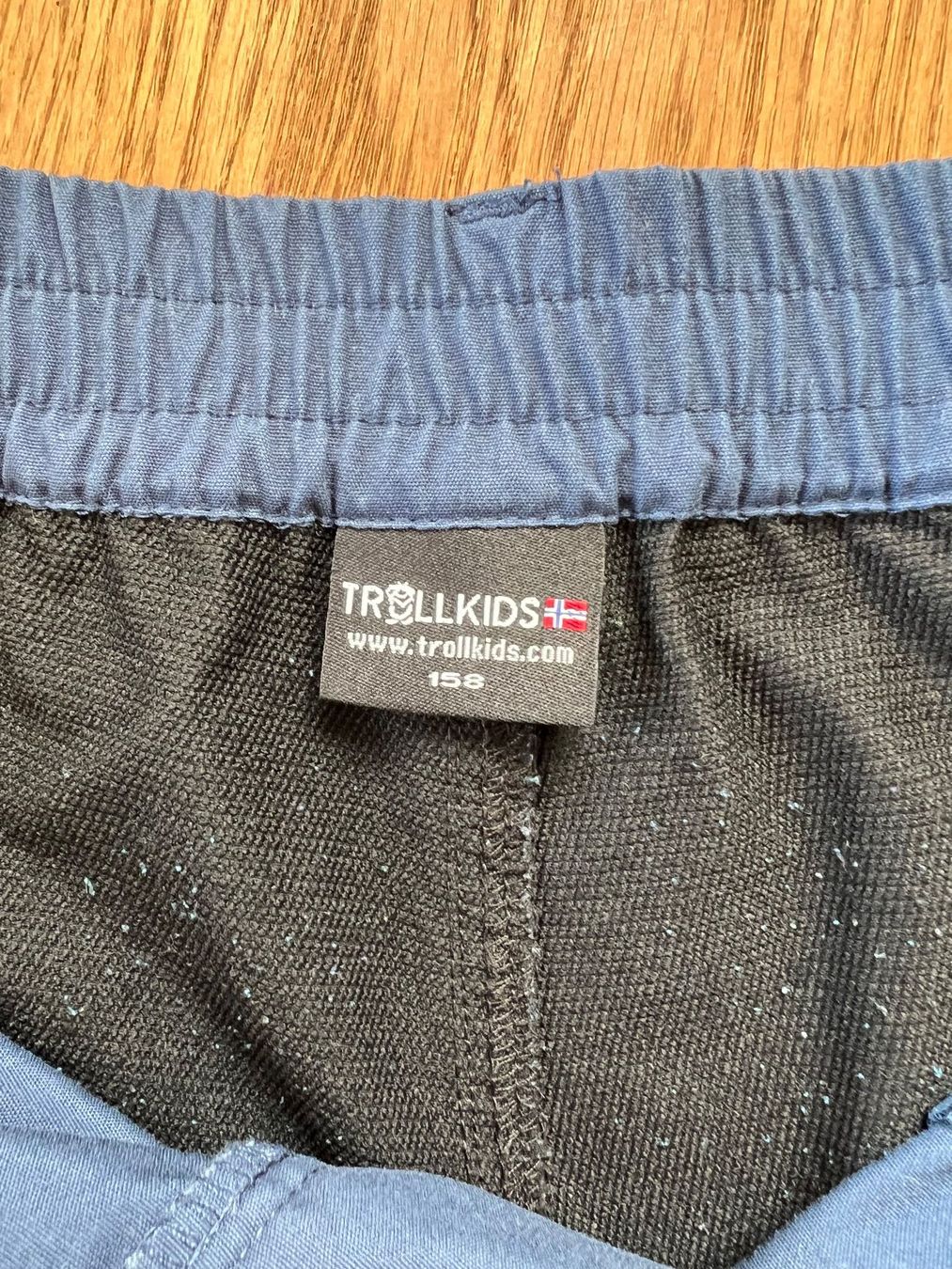 Trollkids Pantaloni: Kurze Trollkids Hose - Hammerfest - Gr.164 – Usato da Lengnau BE venduto da Rubin27 2