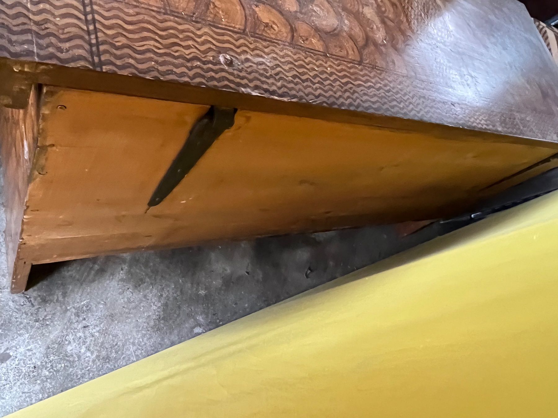 Cassapanche: Barocke Bauerntruhe mit Original Bemalung – Usato da Brienz BE venduto da hey_z9vg 6