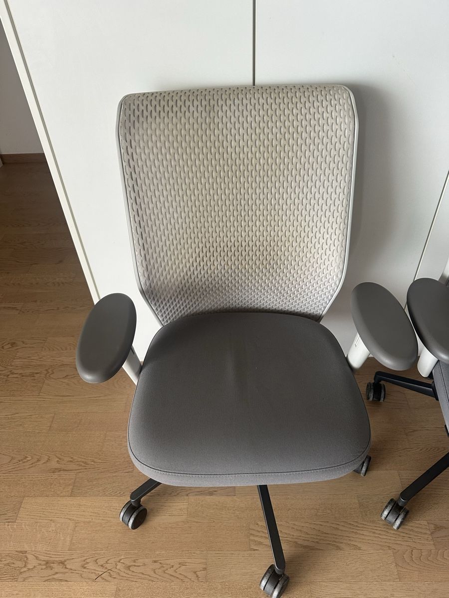 Vitra Sedie: SUPER ANGEBOT!!! Vitra Id Mesh Bürostuhl – Usato da Oberbipp venduto da Angel_Queen 2