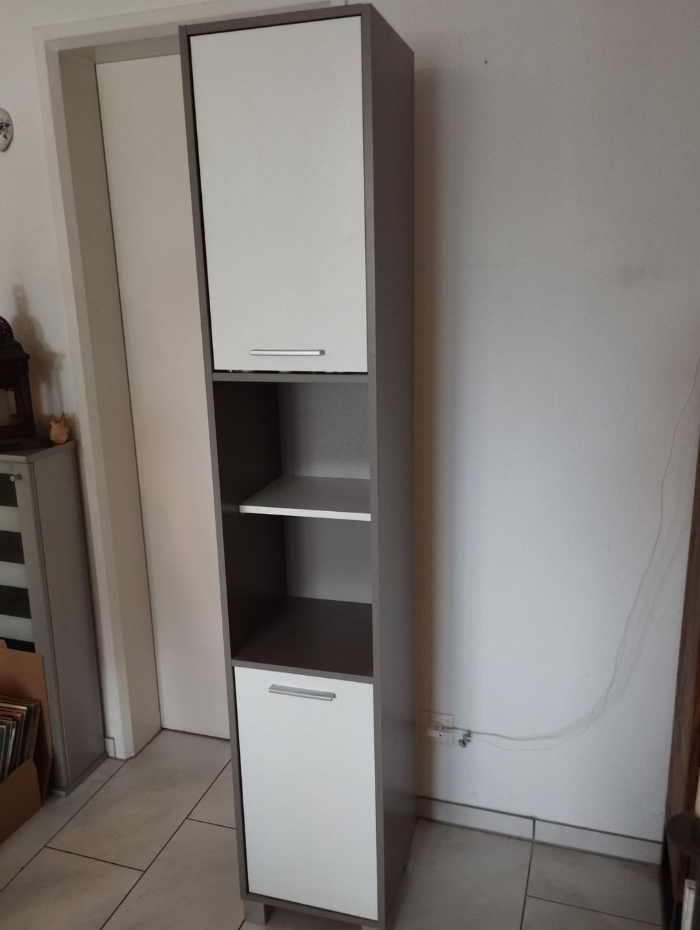 Armadi: Schmaler Schrank / Badmöbel – Usato da Zollikofen venduto da zr65 1