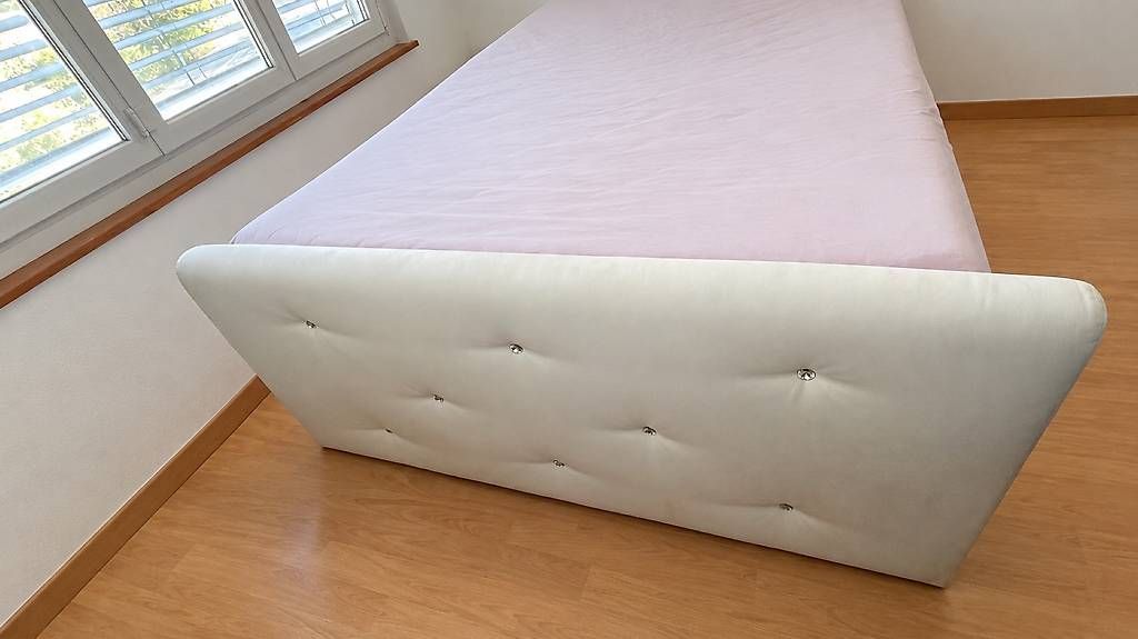 Letti: Weisses Boxspringbett 160 × 200 cm  – Usato da Adliswil venduto da mir_s6m6 2
