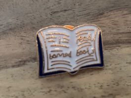 Pin  Buch ' I read banned books '