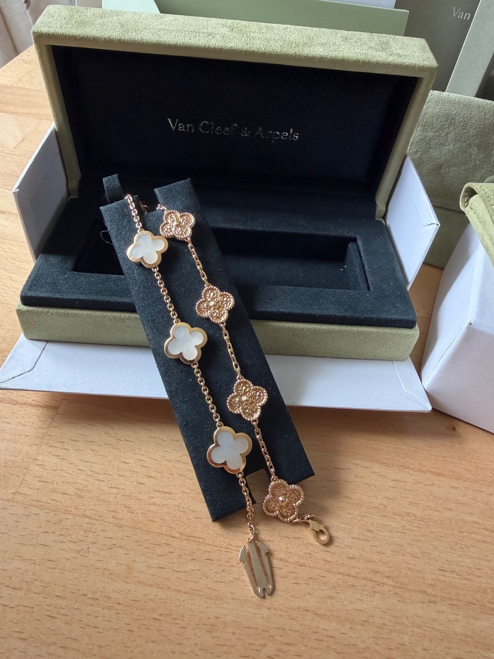 Van Cleef Bracciali & Braccialetti: Van Cleef & Arpels Armband - Sehr selten – Usato da Bern venduto da AndrewHM 6