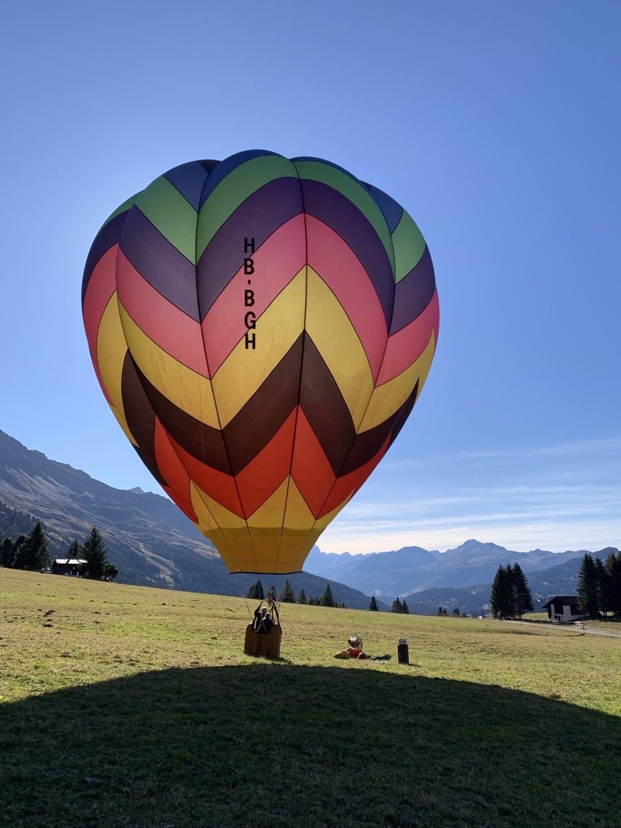 Sport dell'aria & Aquiloni: Ballon complete with basket and burner, needs maintenance – Usato da Lenzerheide/Lai venduto da Lycoming-O