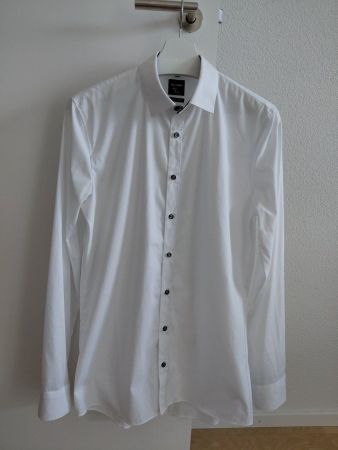 Olymp Hemd Weiss mit Kontrastdetails Body Fit (39)