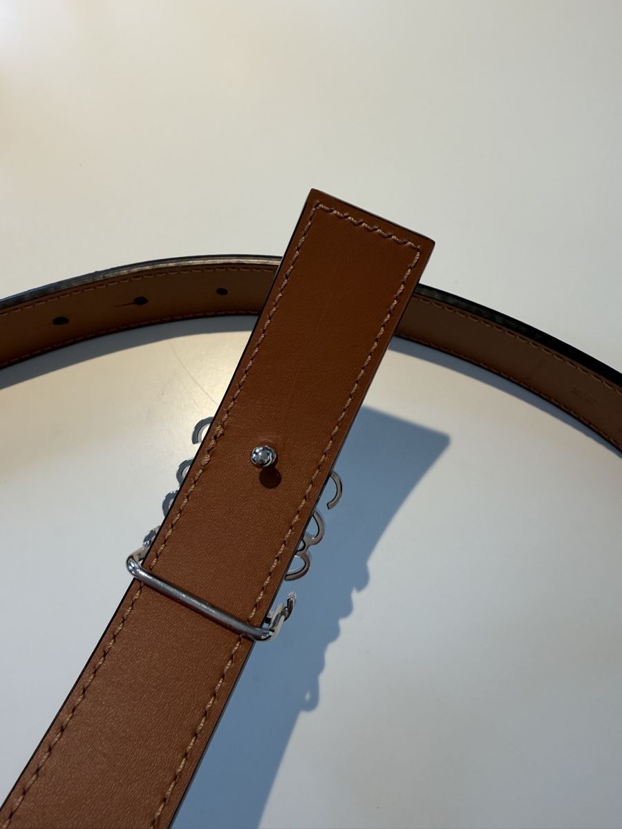 Loewe Ceintures: Loewe Belt Anagram Black/Brown – D'occasion à Zürich par dav_ylk6 7