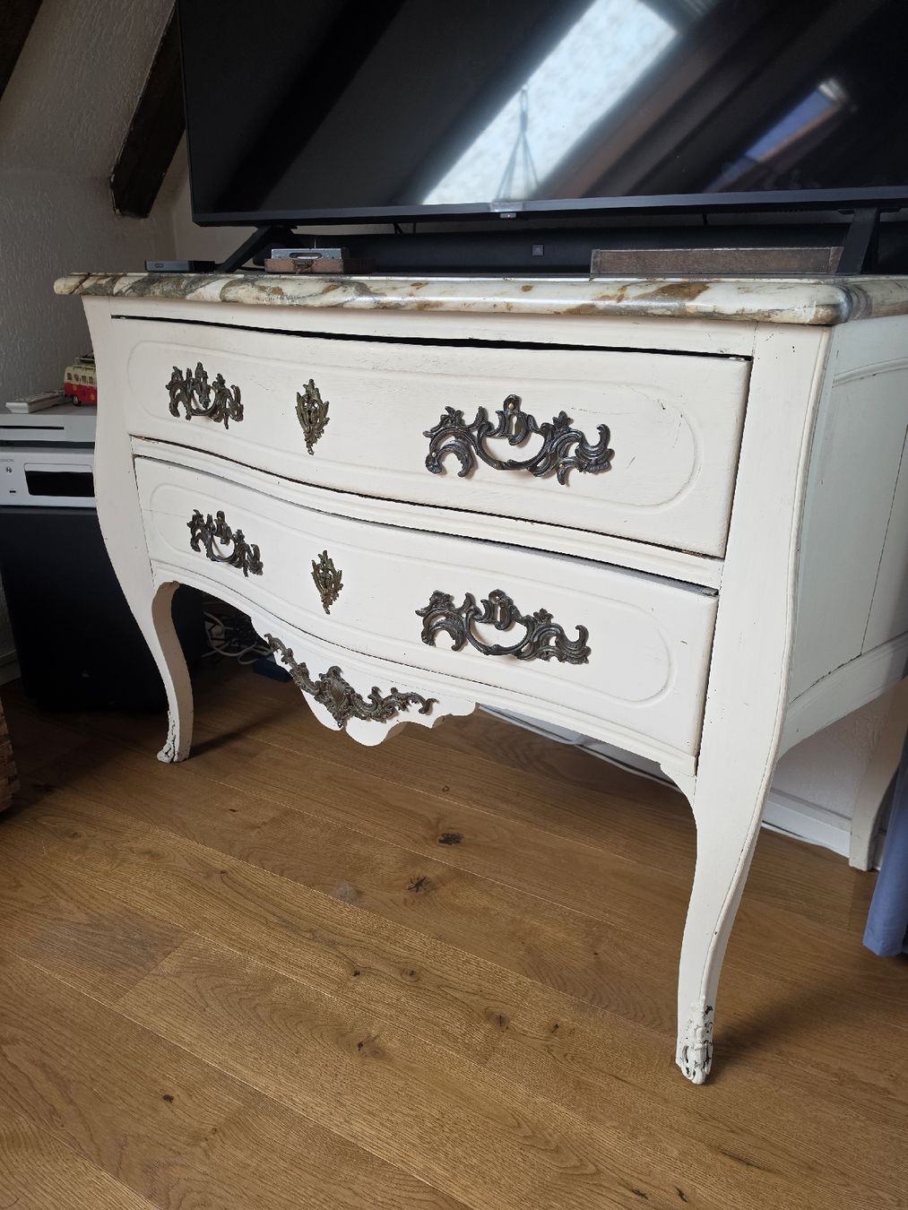 Commodes: schwere massive Kommode Shabby  – D'occasion à Metzerlen par briwoo 2