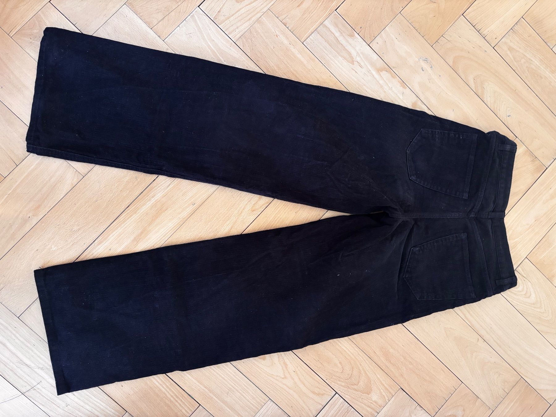 H&M Pantaloni: Hose Gr. 34 – Usato da Bern venduto da annik97 1