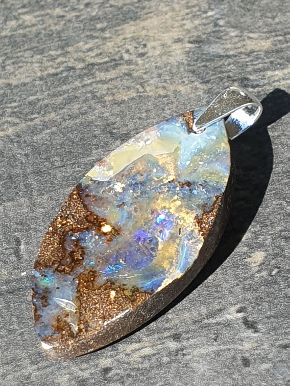 Ciondoli: Anhänger Boulder Opal. – Nuovo (secondo la descrizione) da Niederbüren venduto da Raphael014