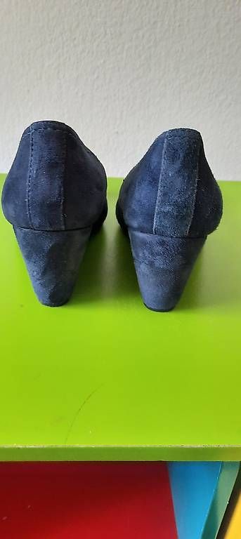 Chaussures femmes: Royal blaue Wildleder Schuhe – D'occasion à Bern par ANIP 2