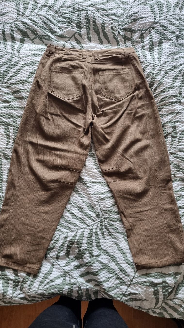 Pantaloni: Pantalon barrel M – Usato da Hérémence venduto da capi96 1