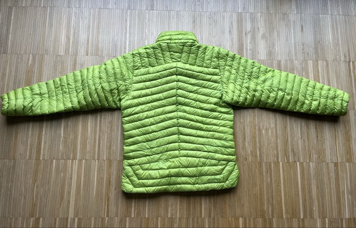 Norrøna Giacche: Norrona Lofoten Superlight Daunen Jacke Gr. L – Usato da Zürich venduto da idemehore 1