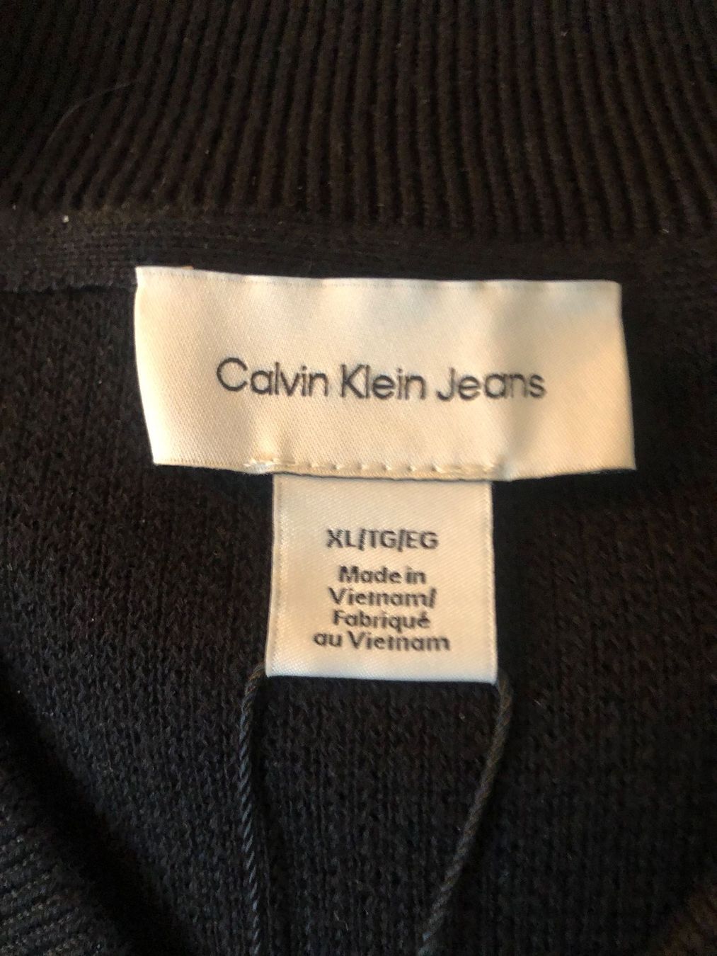 Calvin Klein Maglioni & Felpe: NEUE Calvin Klein - Jacke Grösse XL - Geschenk? – Nuovo e nell'imballaggio originale da Oberweningen venduto da Gerini 2