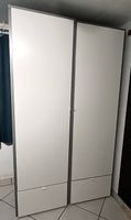 2 penderies IKEA 