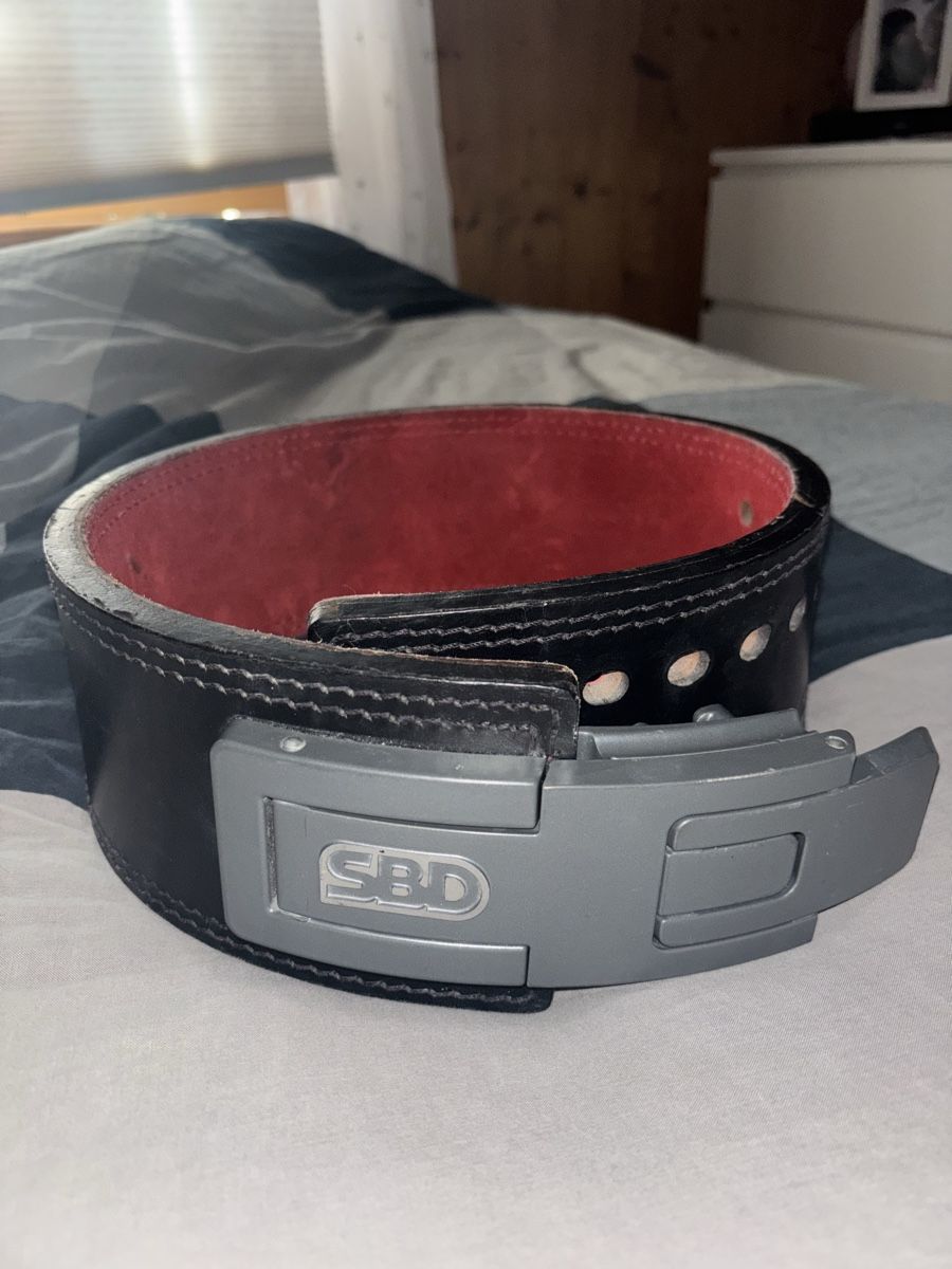 Cinture: SBD Powerlifting Gürtel für Grösse S oder M - gebraucht – Usato da Brienz BE venduto da Gin_t25x