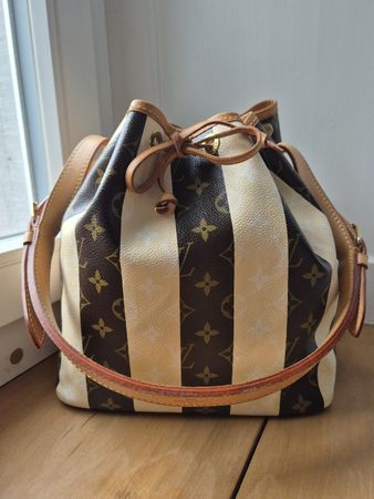 Louis Vuitton Petit Noé Beuteltasche Monogram Rayures