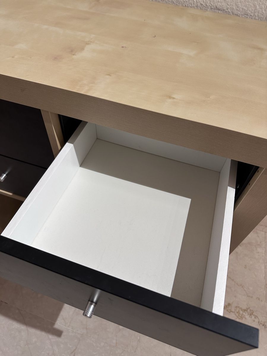 Cassettiere: Kallax IKEA | 2x2 avec 4 tiroirs – Usato da Prangins venduto da red_shoelace 1