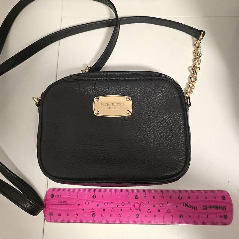 Borse da donna: schwarz/goldene MK Michael Kors Tasche – Usato da Aesch BL venduto da nicole_g_