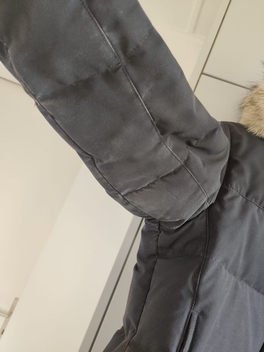 Canada Goose Jacken: Canada Goose Winterjacke Damen – Gebraucht aus Düdingen von Boongo 5