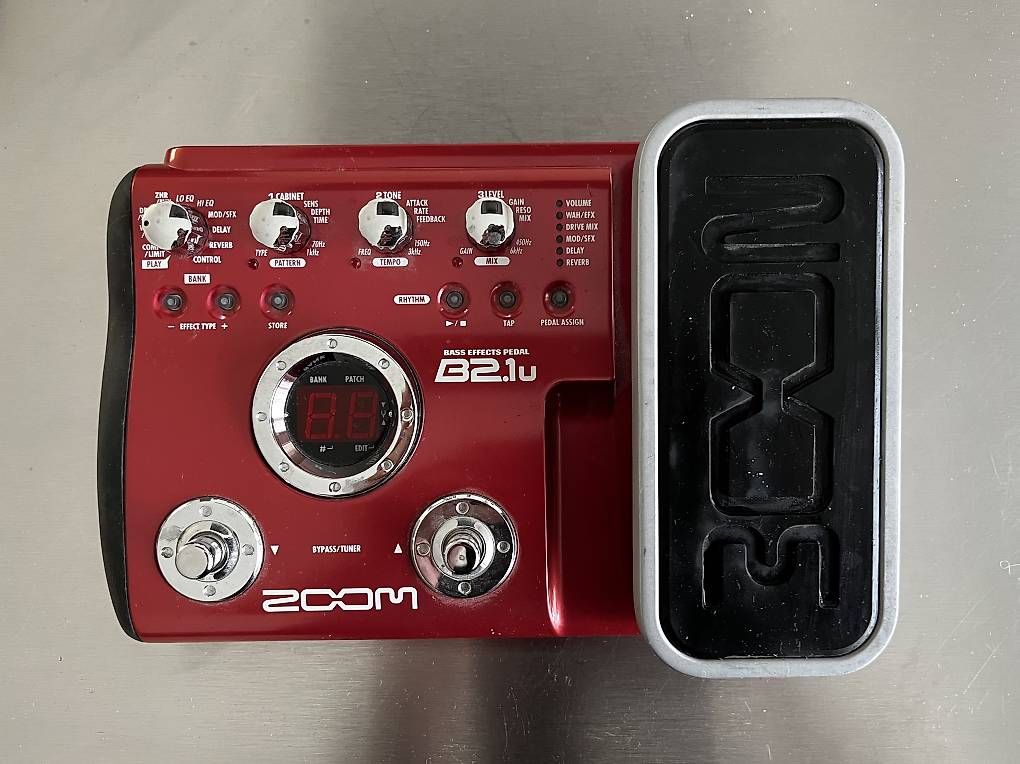 Strumenti musicali: Zoom Bass Pedal B2 – Usato da Zürich venduto da fab_yz2c