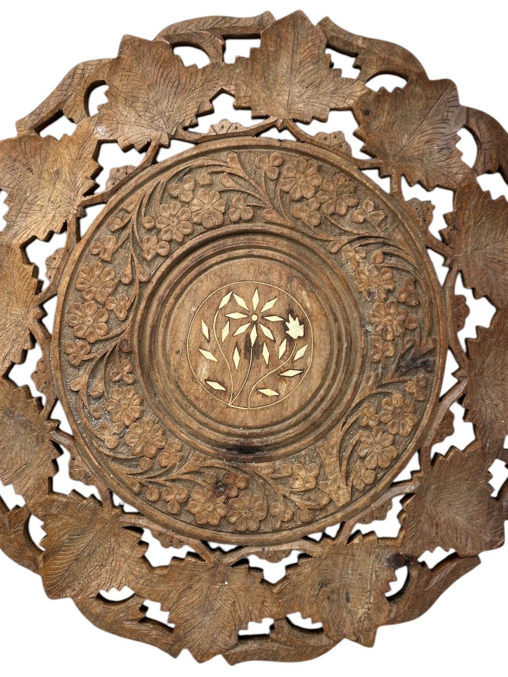 Tische: Table pliante antique birmane sculptée bois de palissandre – Gebraucht aus Morges von objetsdepoque 1