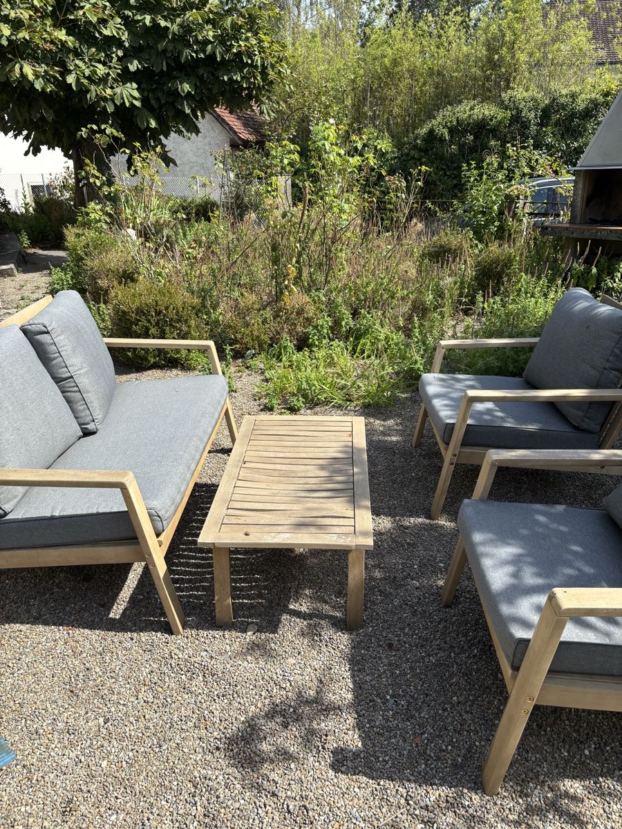 Sofas: Gartenmöbel – Gebraucht aus Hilfikon von Elodie1990