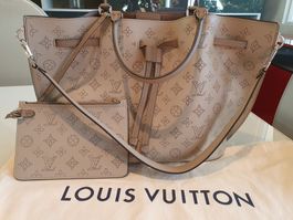 Sac Louis Vuitton Girolata Mahina Galet (facture LV incluse)