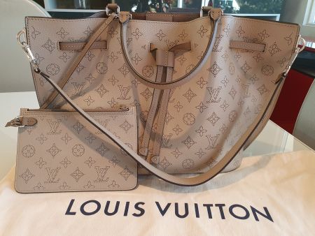 Sac Louis Vuitton Girolata Mahina Galet (facture LV incluse)