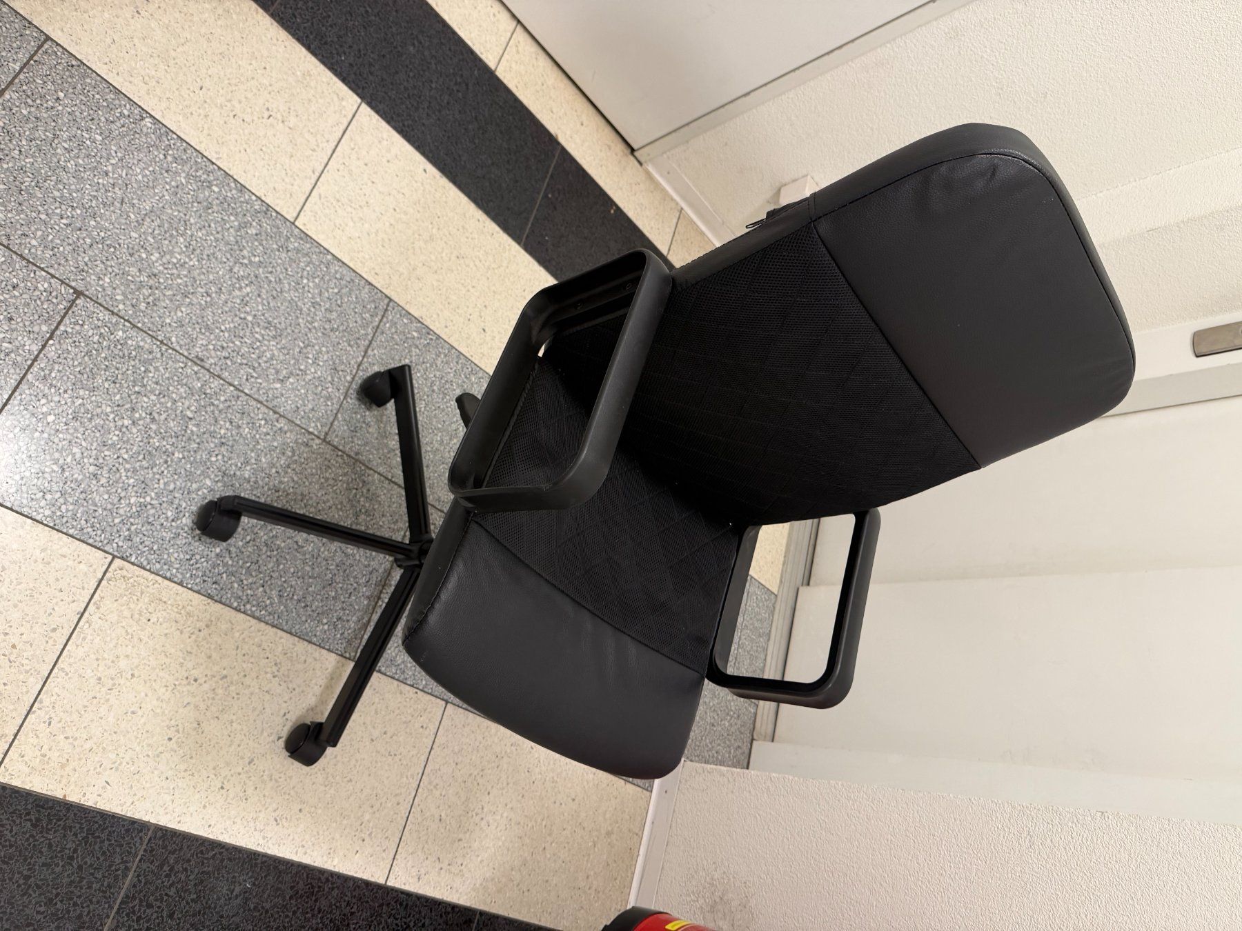 Assi da stiro: Office chair – Usato da Thun venduto da tho_jm7p 1
