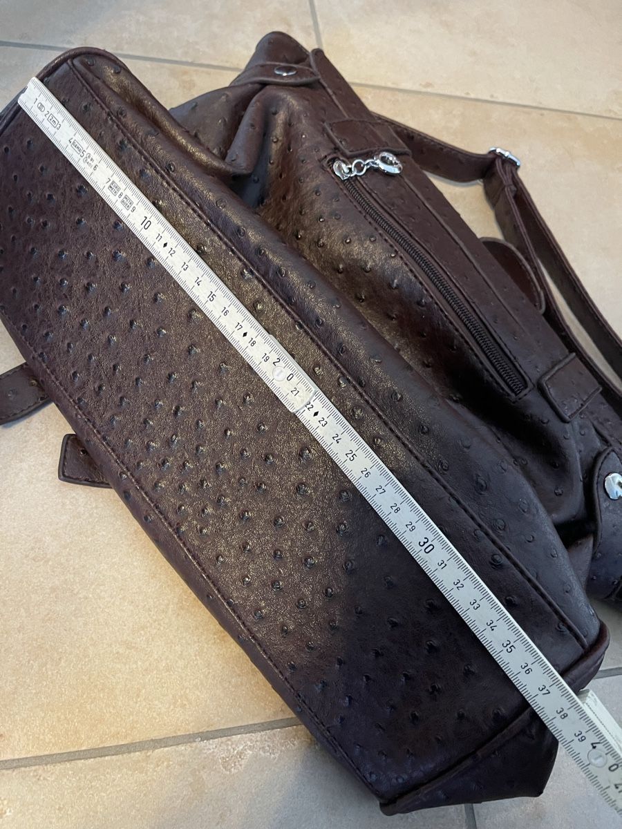 Borse da donna: Braune Handtasche mit Henkel – Nuovo (secondo la descrizione) da Meikirch venduto da Hilfe_Waisentiere 7