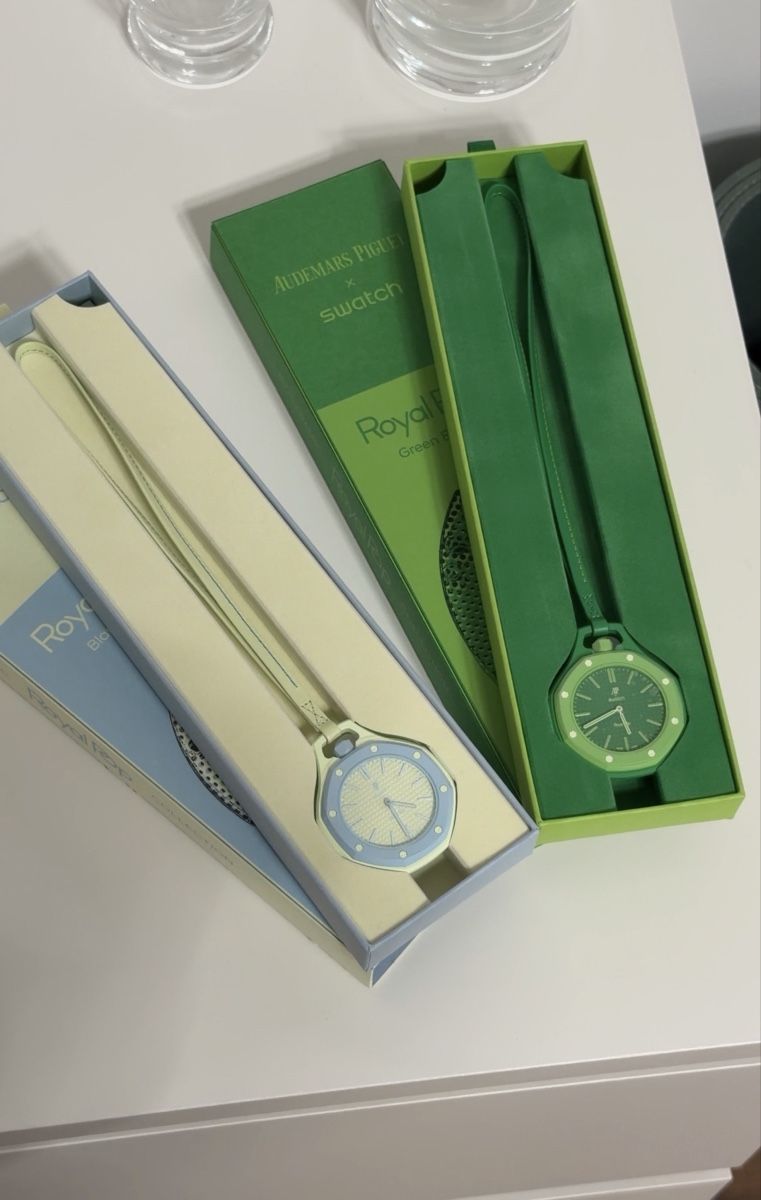 Swatch Uhren: Audemars Piguet x Swatch watch – Neu und originalverpackt aus Paradiso von viorea 1