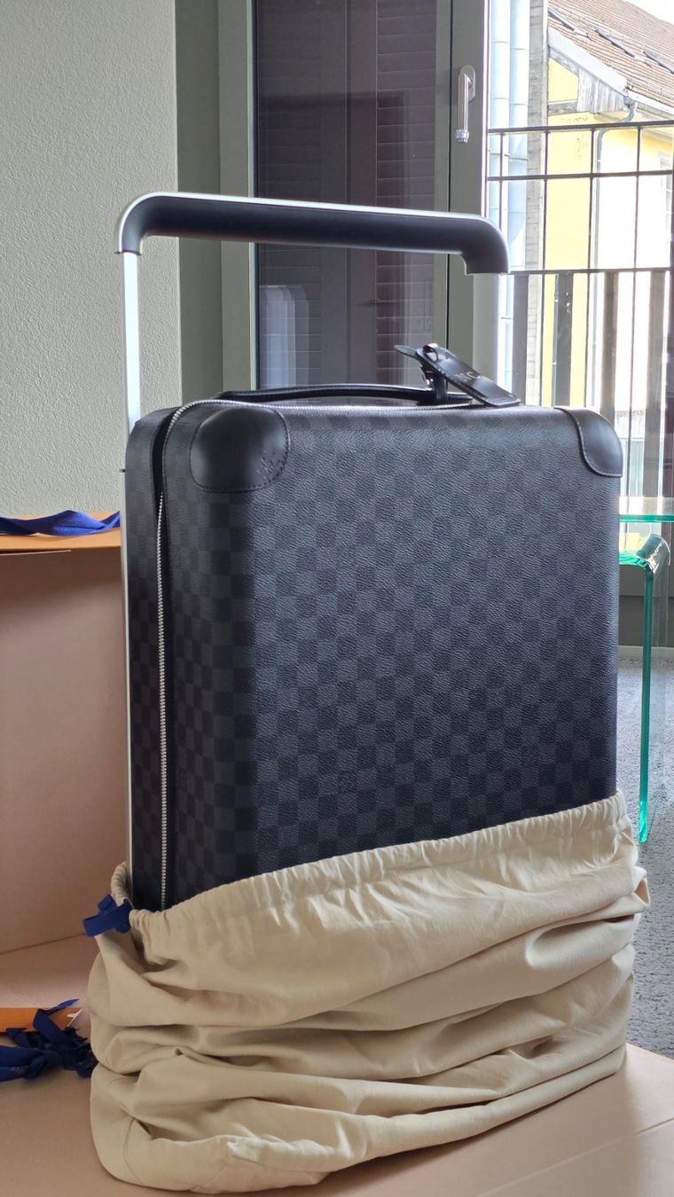 Louis Vuitton Valigie: Louis Vuitton Trolley Koffer Horizon Damier Graphite 55 – Nuovo (secondo la descrizione) da Rapperswil SG venduto da nina_201306 2