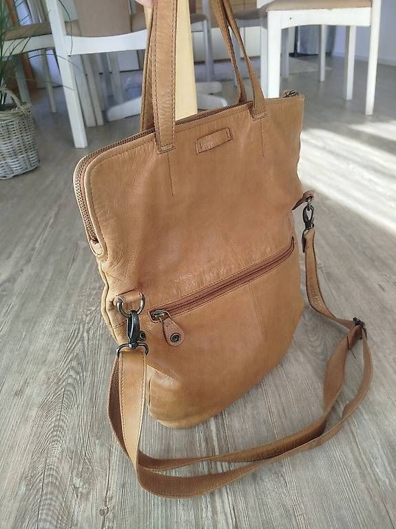 Borse da donna: Tasche, aus echtem Kalbsleder – Usato da Reichenbach im Kandertal venduto da sch_gzp5