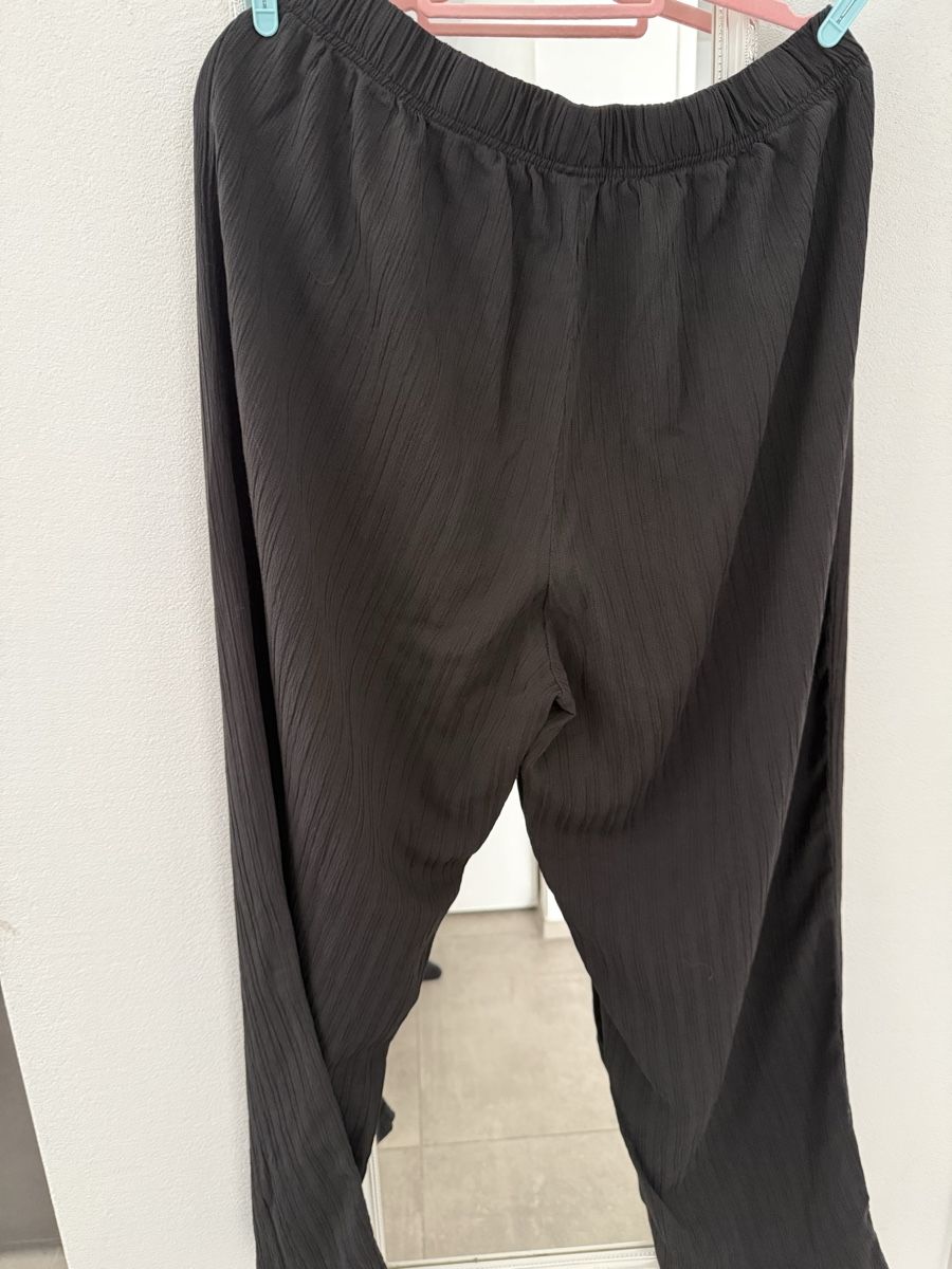 Shein Hosen: Schlupfhose leicht Grösse 2XL  – Gebraucht aus Pfeffikon LU von pepino17 2