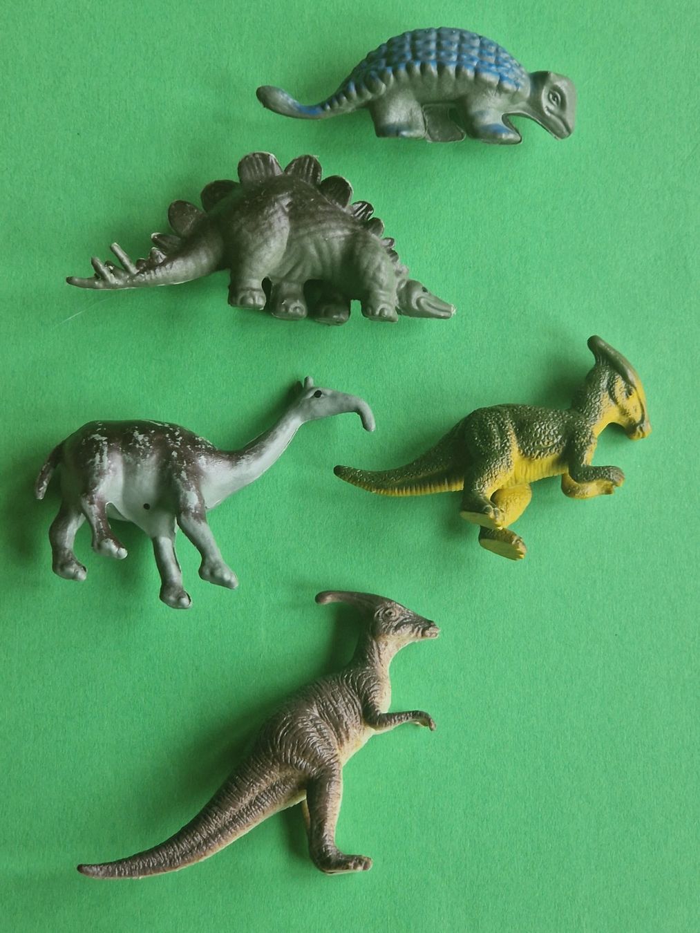 Spielzeuge: 5 Dinosaurier Spielfiguren – Gebraucht aus Nänikon von kriki 1
