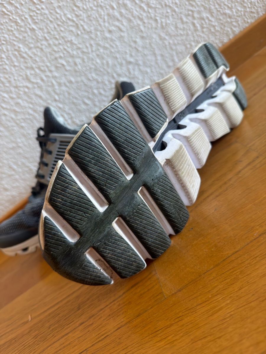 On Herrenschuhe: On Schuhe – Gebraucht aus Hochdorf von Violg 2