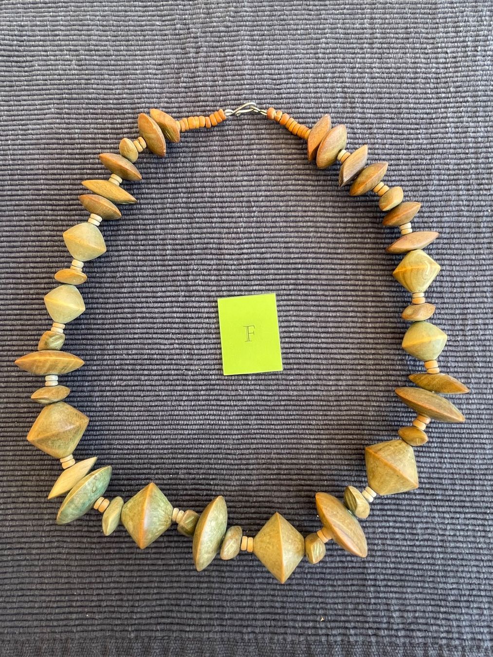 Catenine: Kette aus Holz – Usato da Rümlang venduto da euqinom16