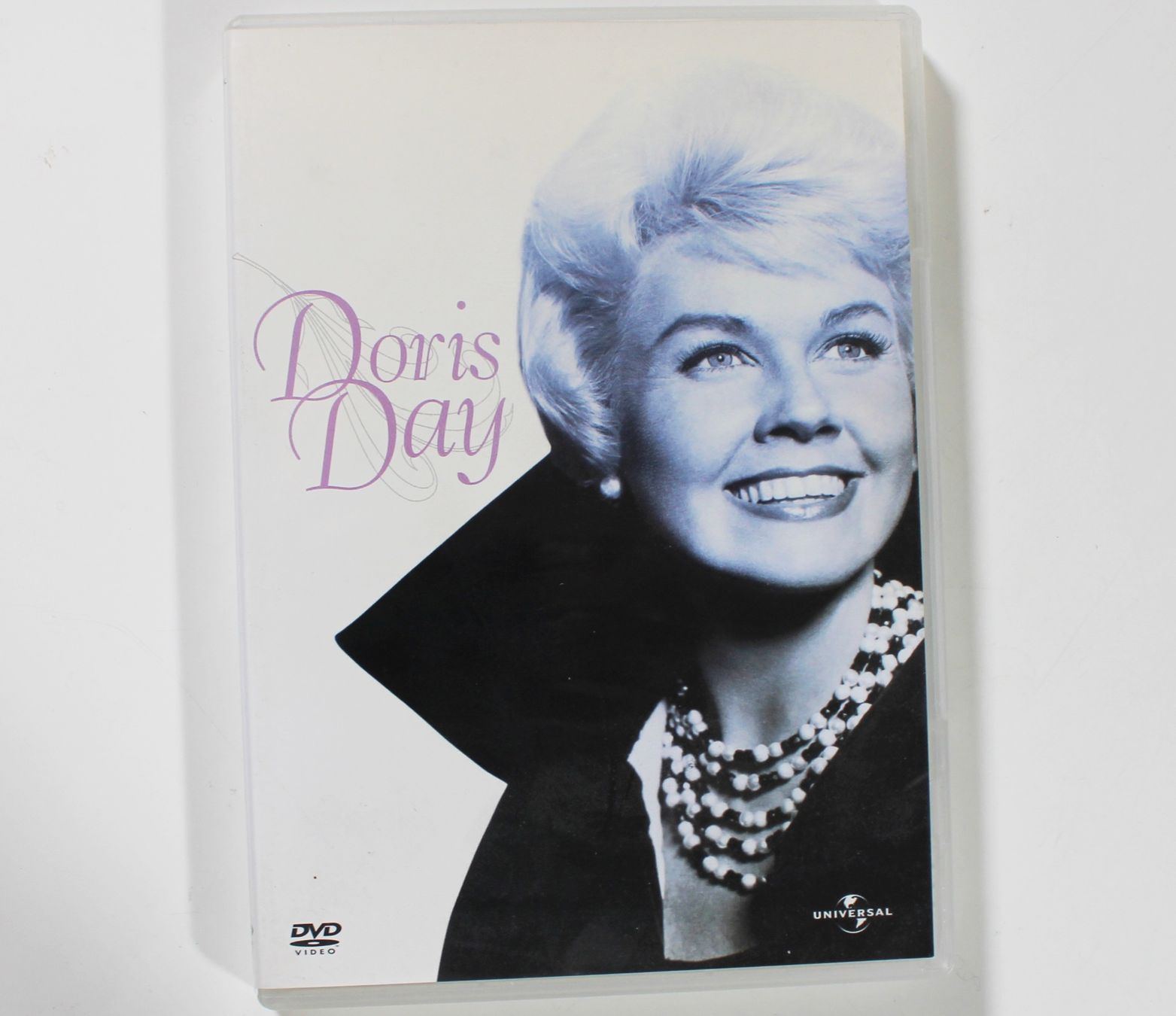 Tutti i DVDs: 3DVD BOX DORIS DAY - BETTGEFLÜSTER / EIN PYJAMA...KLASSIKER! – Nuovo (secondo la descrizione) da Brüttisellen venduto da Collector-Corner