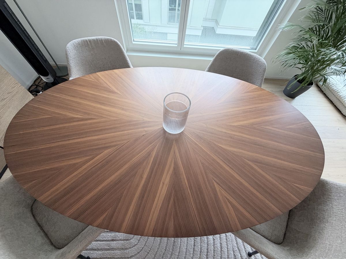 Kave Home Set tavolo e sedie: Kave home table with 4 chairs – Usato da Zürich venduto da ola_mpr2 1