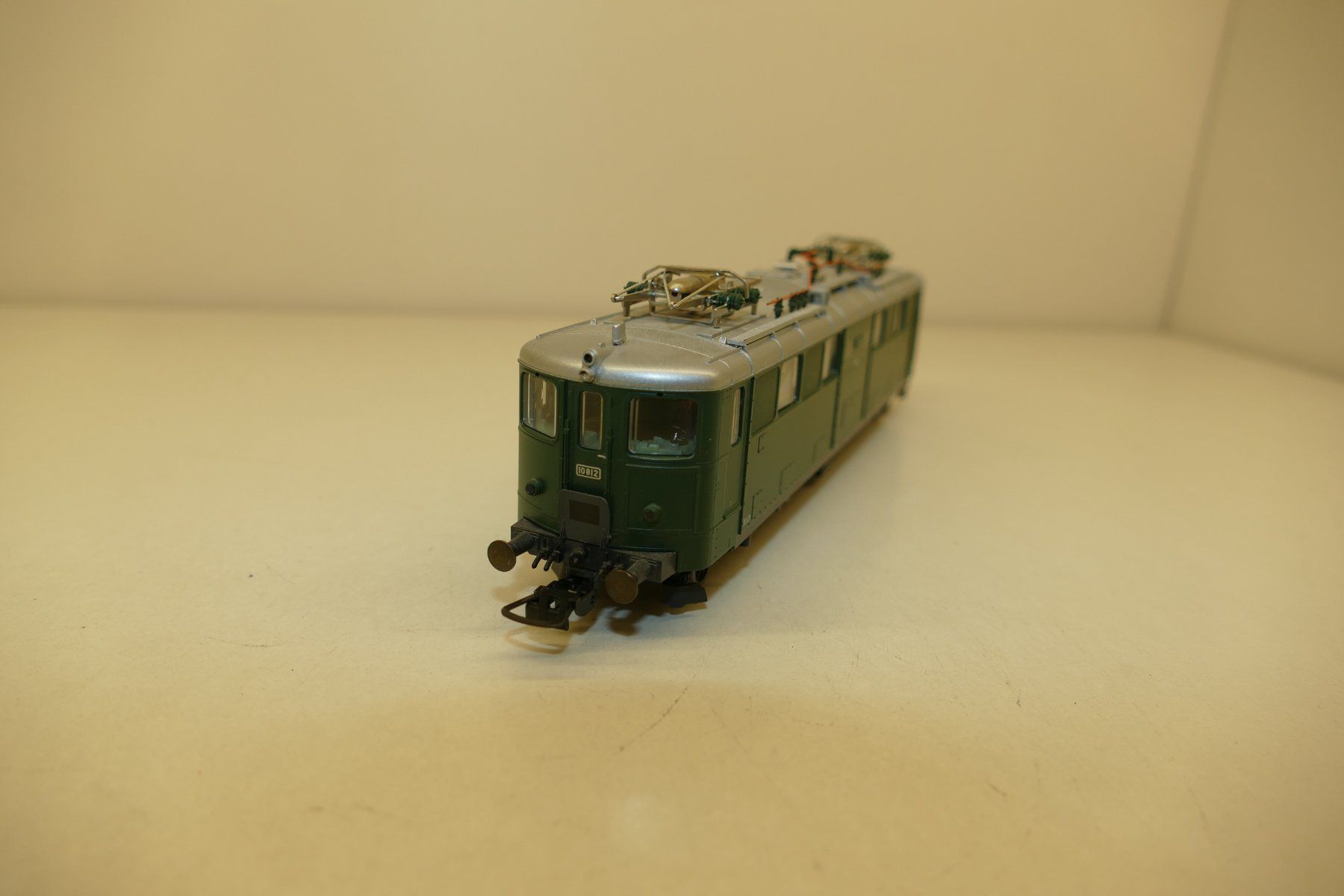 Roco Modellini di ferrovie: Roco H0: SBB Elektrolok Ae 4/6 – Nuovo (secondo la descrizione) da Niederhasli venduto da rail-duerst 2