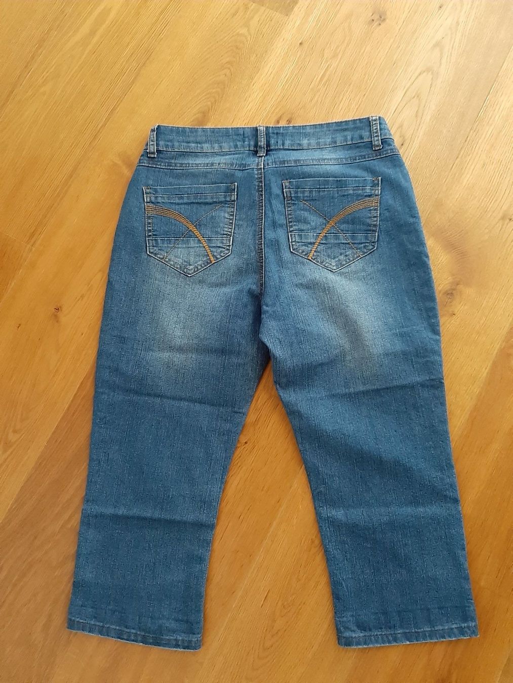 Jeans: Jeans 3/4 lang Gr. 38 – Usato da Schmitten venduto da JasiStern 1